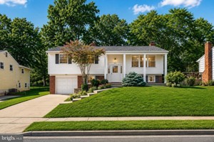 featured image of 2112 Folkstone Rd