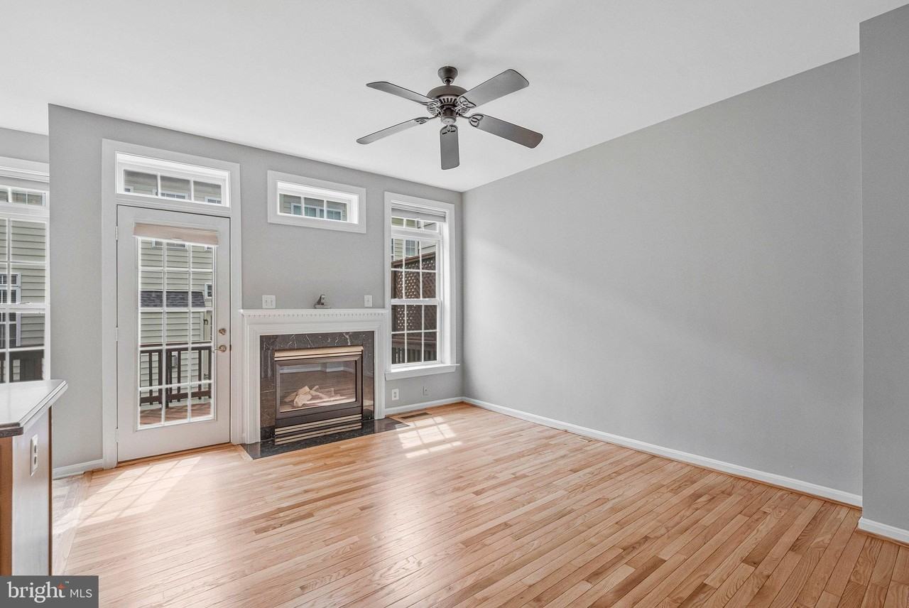 2849 Laura Gae Cir - Photo 3 of 20