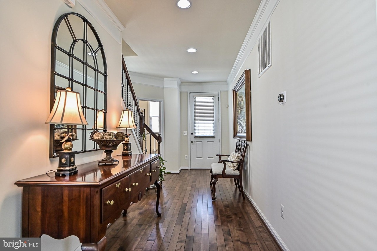 22831 Trailing Rose Ct - Photo 3 of 50