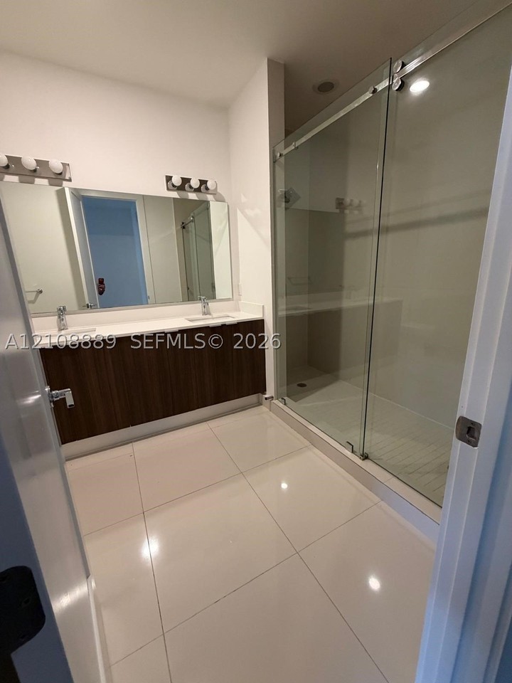 10424 Sw 118th Ave #10424 - Photo 4 of 13
