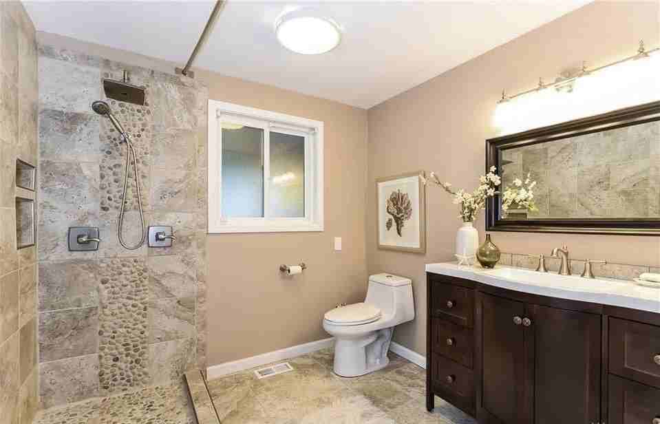 13245 Southeast May Creek Park Drive - Photo 7 of 15