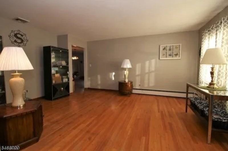 9 Belvidere Ave - Photo 3 of 13
