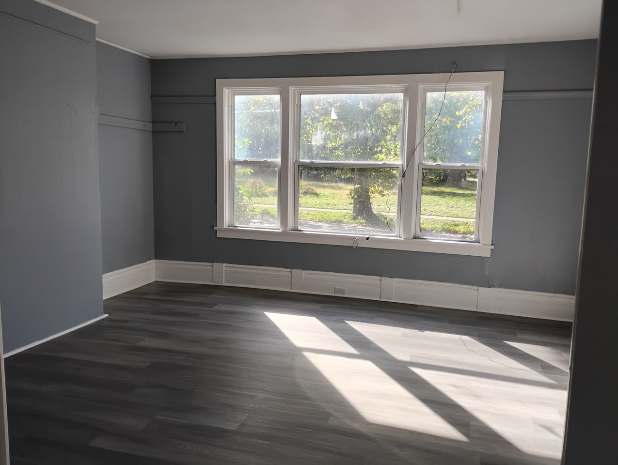 1377 East 66th Street - Photo 3 of 8
