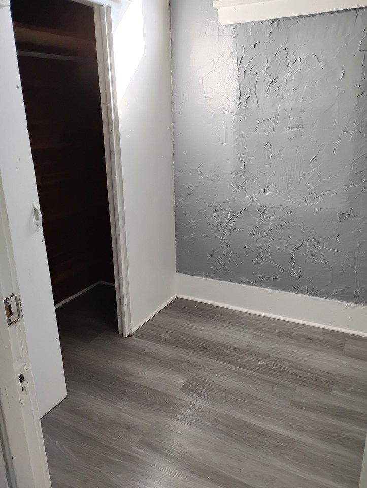 1377 East 66th Street - Photo 7 of 8