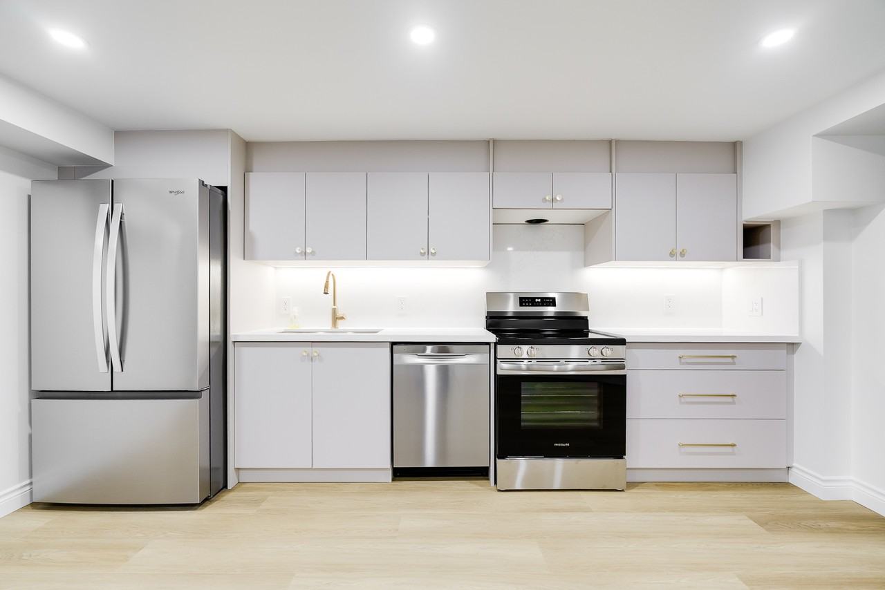 54 Vaughan Road - Photo 6 of 19