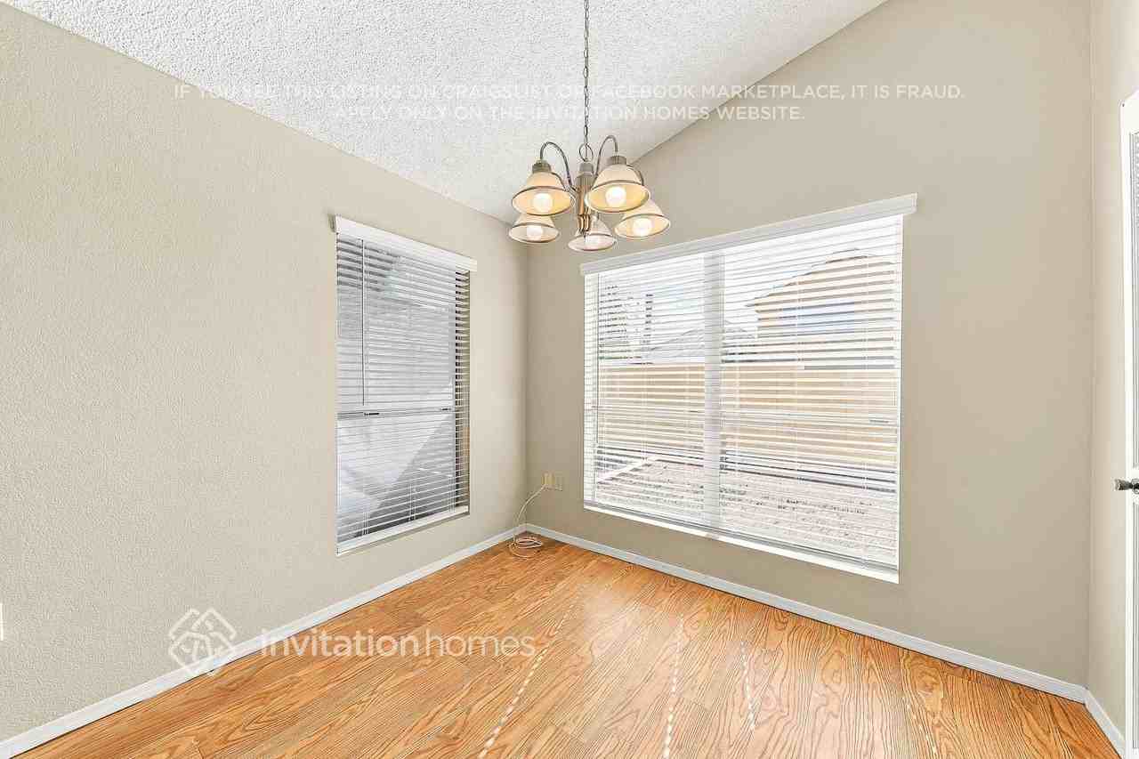 405 E Piute Ave - Photo 5 of 17