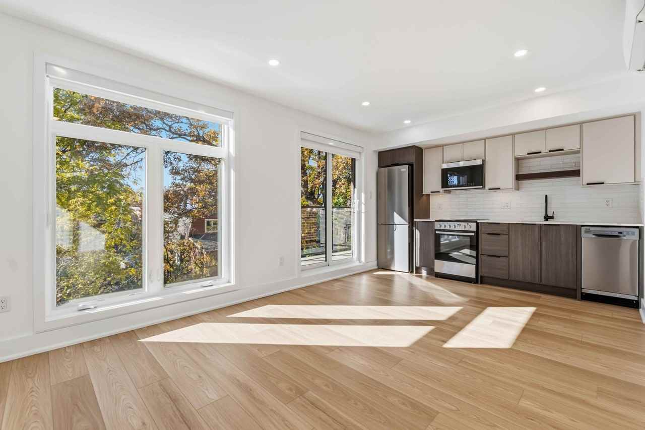 100 Hamilton - Photo 3 of 29