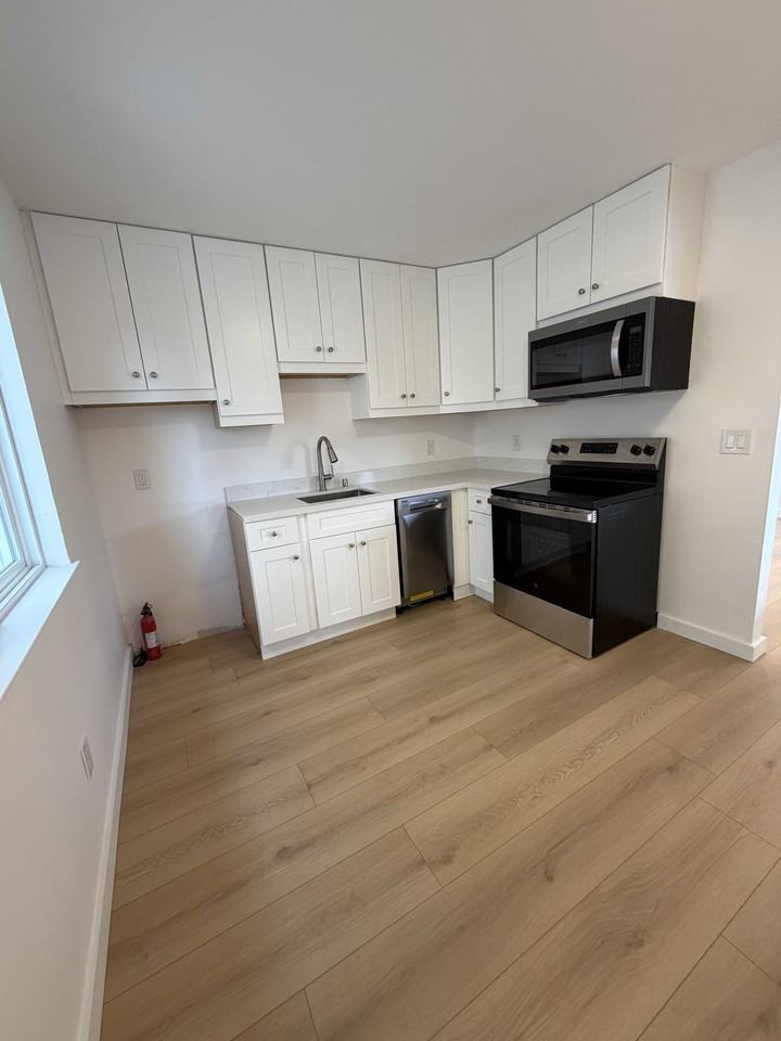 43 Montecito Ave #3 - Photo 2 of 9