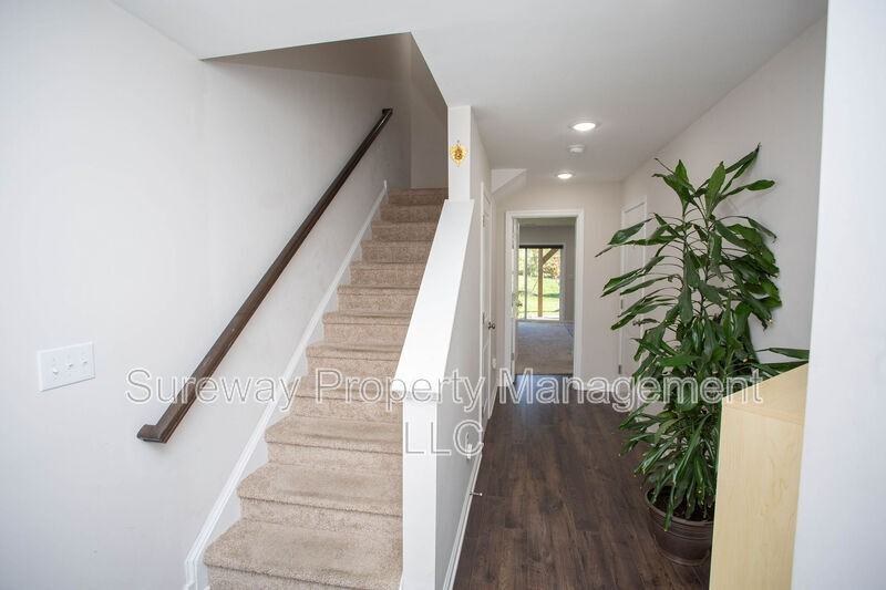 6 Palermo Ln - Photo 2 of 43