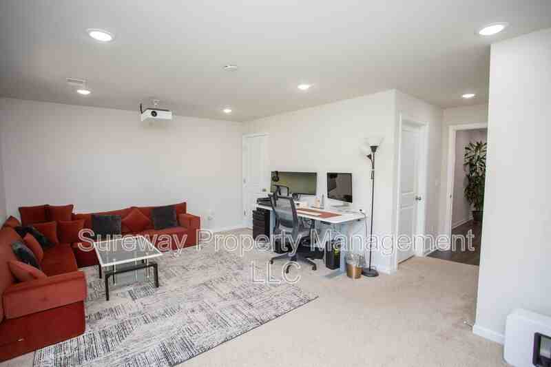 6 Palermo Ln - Photo 6 of 43