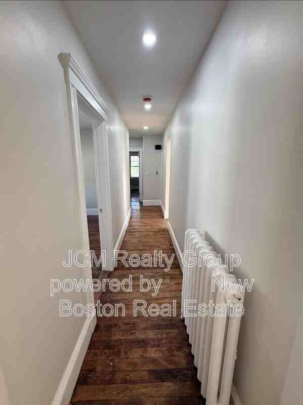 648 South St - Photo 6 of 8