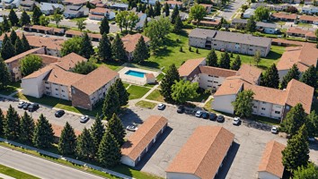 featured image of 418 W Apollo Ave