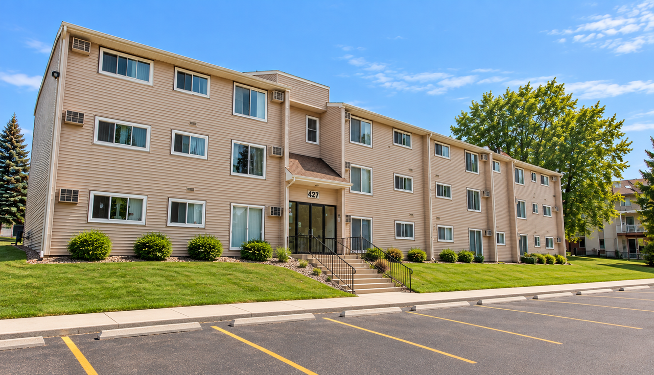 High Ridge Apartments - Photo 4 of 4