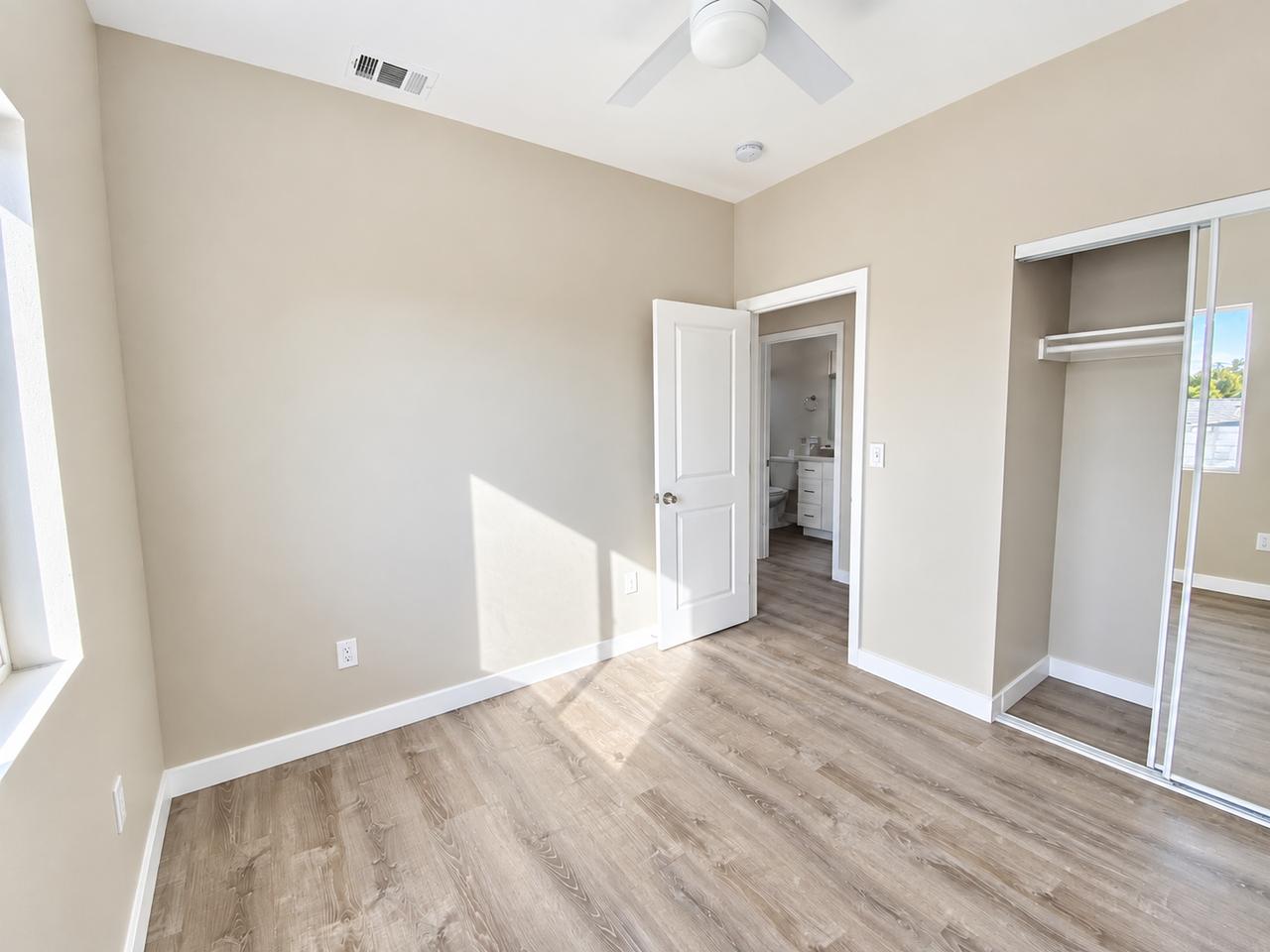 5303 Prosperity Ln - Photo 7 of 14