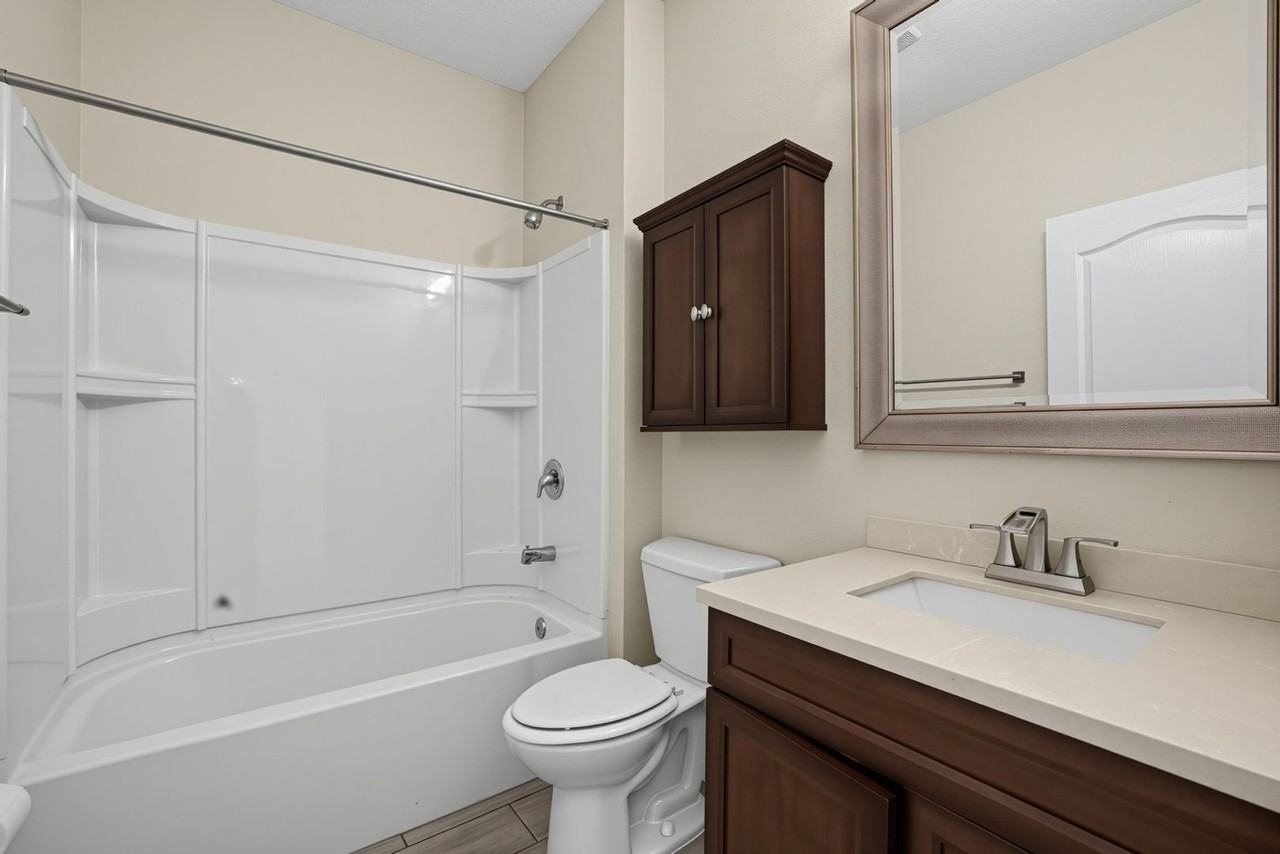 3512 Guppy Ct - Photo 4 of 38