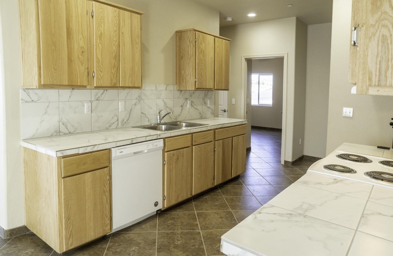 2878 Jamaica Boulevard S. - Photo 2 of 9