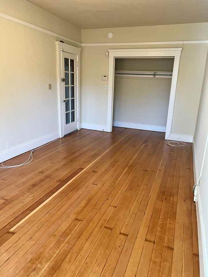 1375 5th Ave - Photo 4 of 9