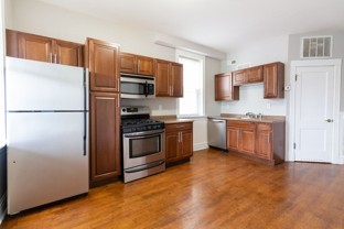 ARG LLC, 2848 W. Barry Series - Photo 1 of 1