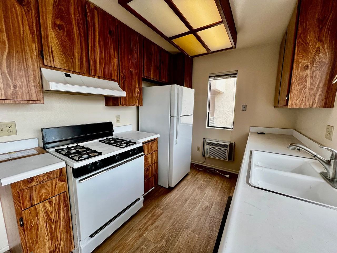 10895 Camino Ruiz #62 - Photo 2 of 9