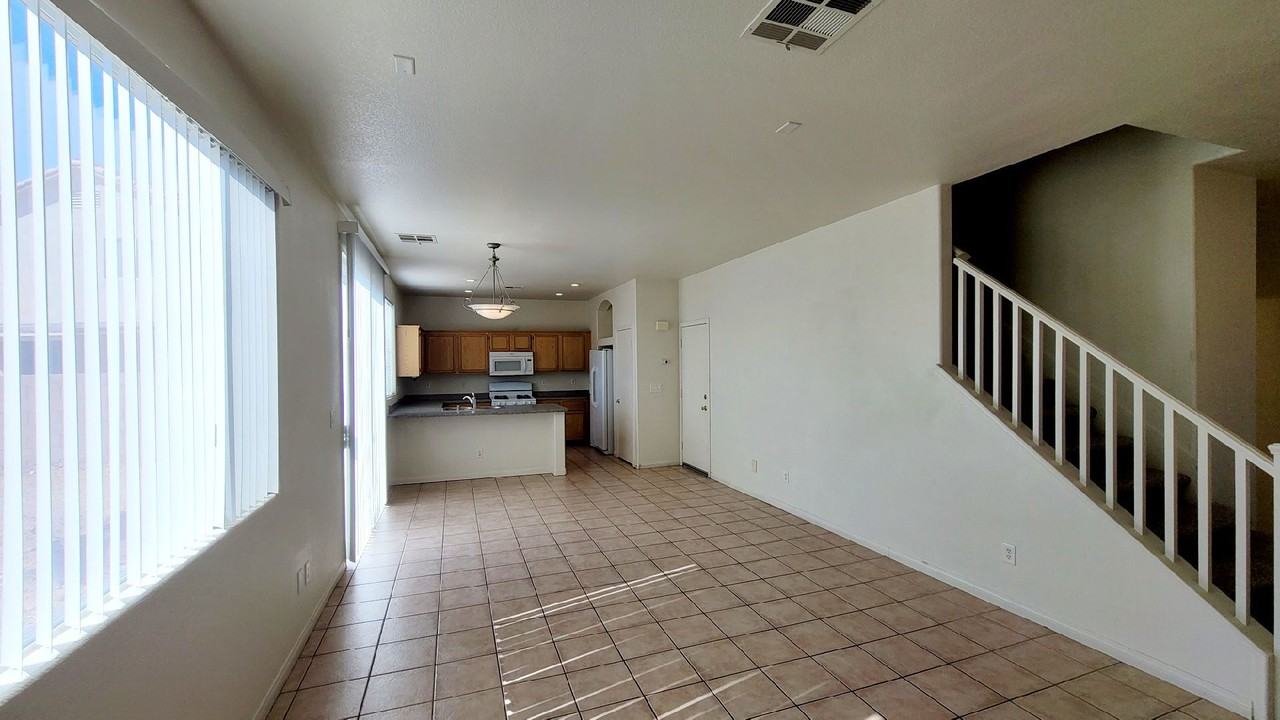 8381 Golden Cypress Ave - Photo 4 of 26