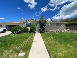 featured image of 589 1/2 S 300 E