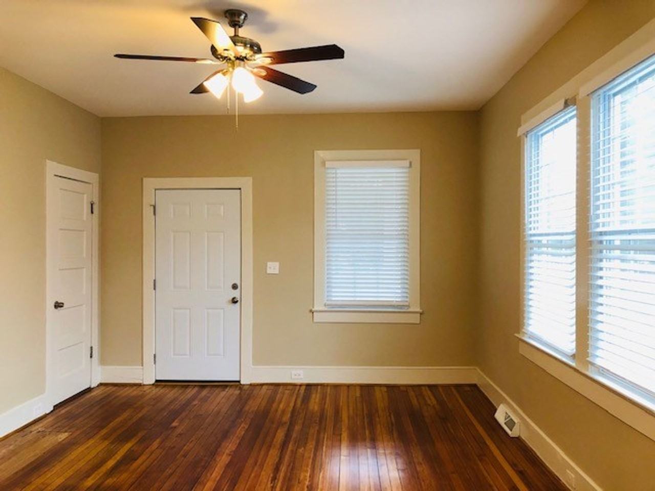 1 Meadow St - Photo 2 of 14