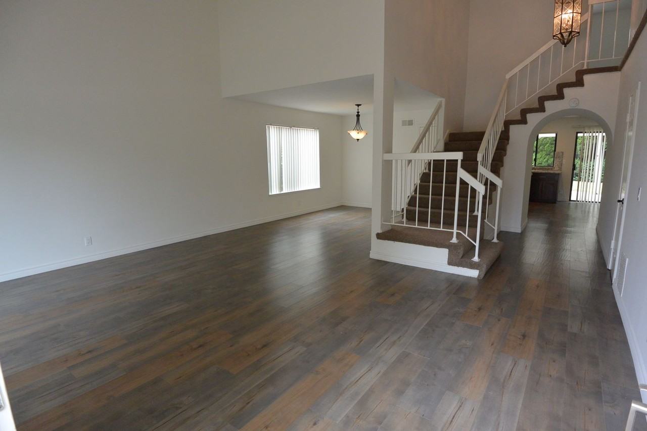 3411 Pecan St - Photo 2 of 30