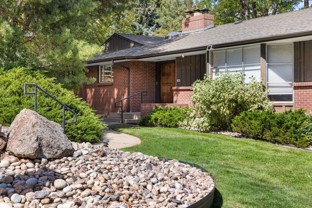 425 Christmas Tree Dr - Photo 1 of 1