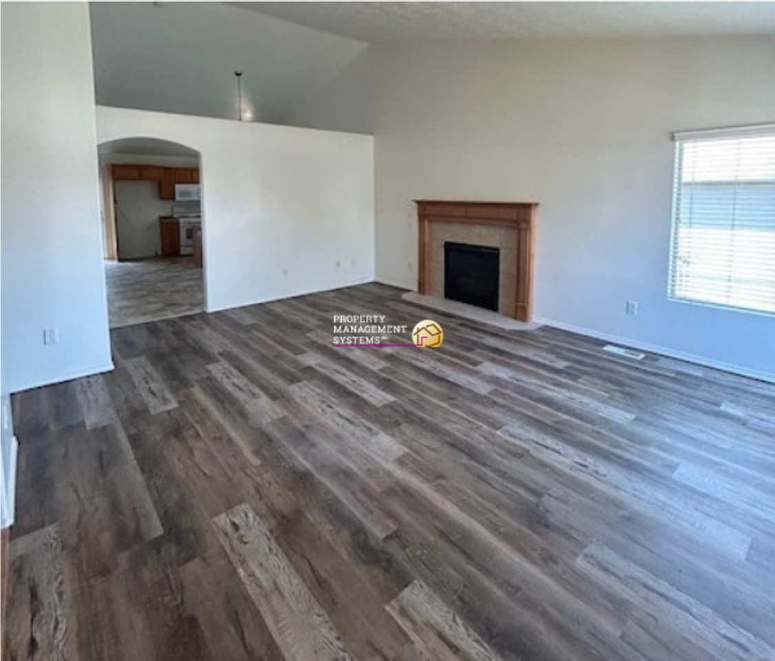 2251 W 2120 N - Photo 2 of 38