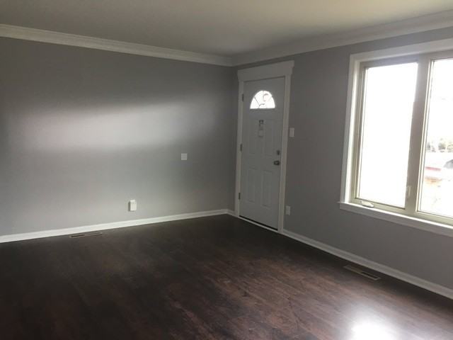8028 S Kenton Ave - Photo 4 of 8
