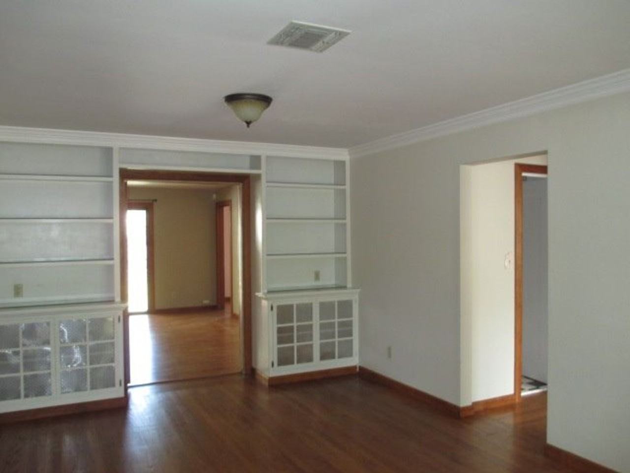 3561 63rd St - Photo 3 of 30