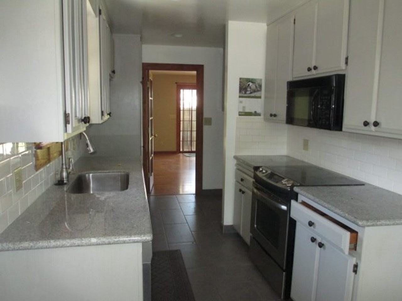 3561 63rd St - Photo 7 of 30