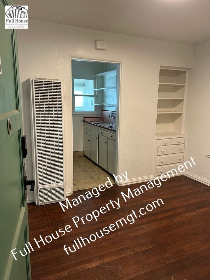 33 W Morton Ave - Photo 2 of 6