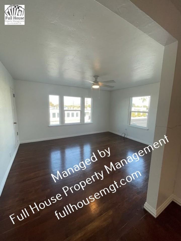 33 W Morton Ave - Photo 3 of 6