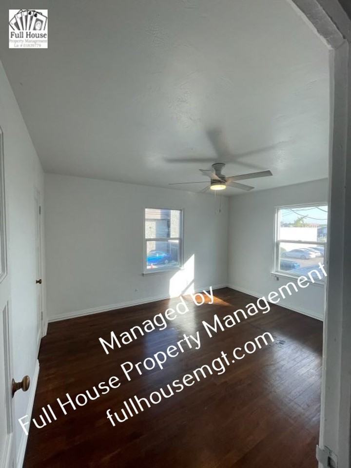 33 W Morton Ave - Photo 5 of 6