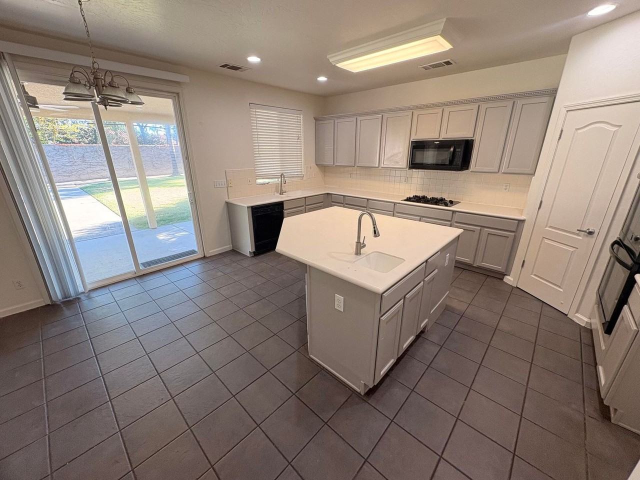 5408 W Perez Ave - Photo 5 of 19