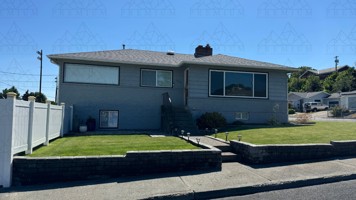 featured image of 1420 Oregon St