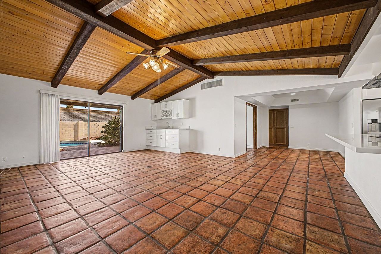 17305 E San Marcus Dr - Photo 4 of 43