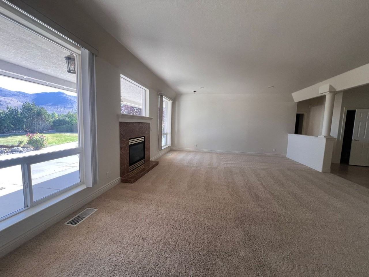 2932 La Cresta Cir - Photo 4 of 26