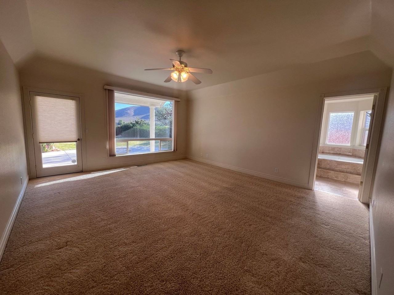 2932 La Cresta Cir - Photo 7 of 26