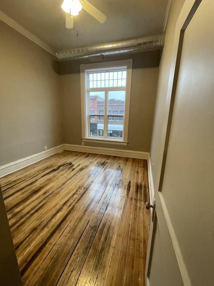 IFF Properties - Photo 7 of 8