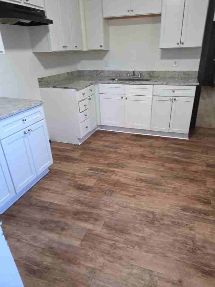 1622 Hillside Ave - Photo 2 of 18