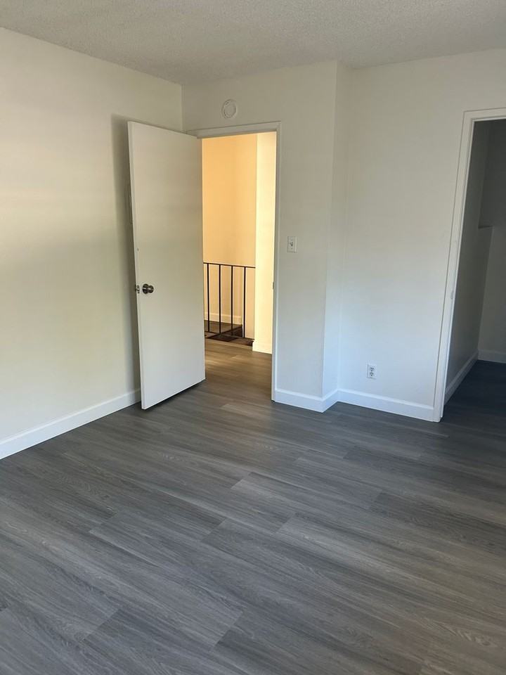 6428 Bremen Dr #3 - Photo 3 of 14