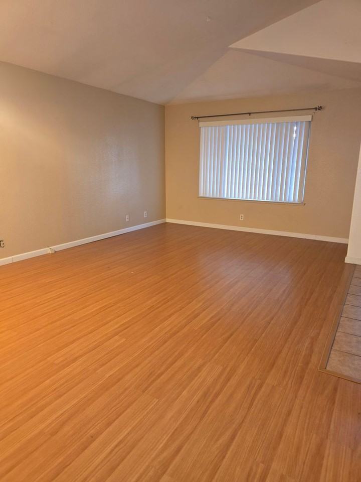 7670 Copper Cove Pl - Photo 4 of 46