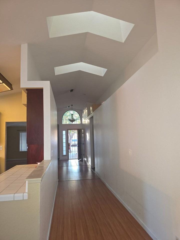 7670 Copper Cove Pl - Photo 6 of 46