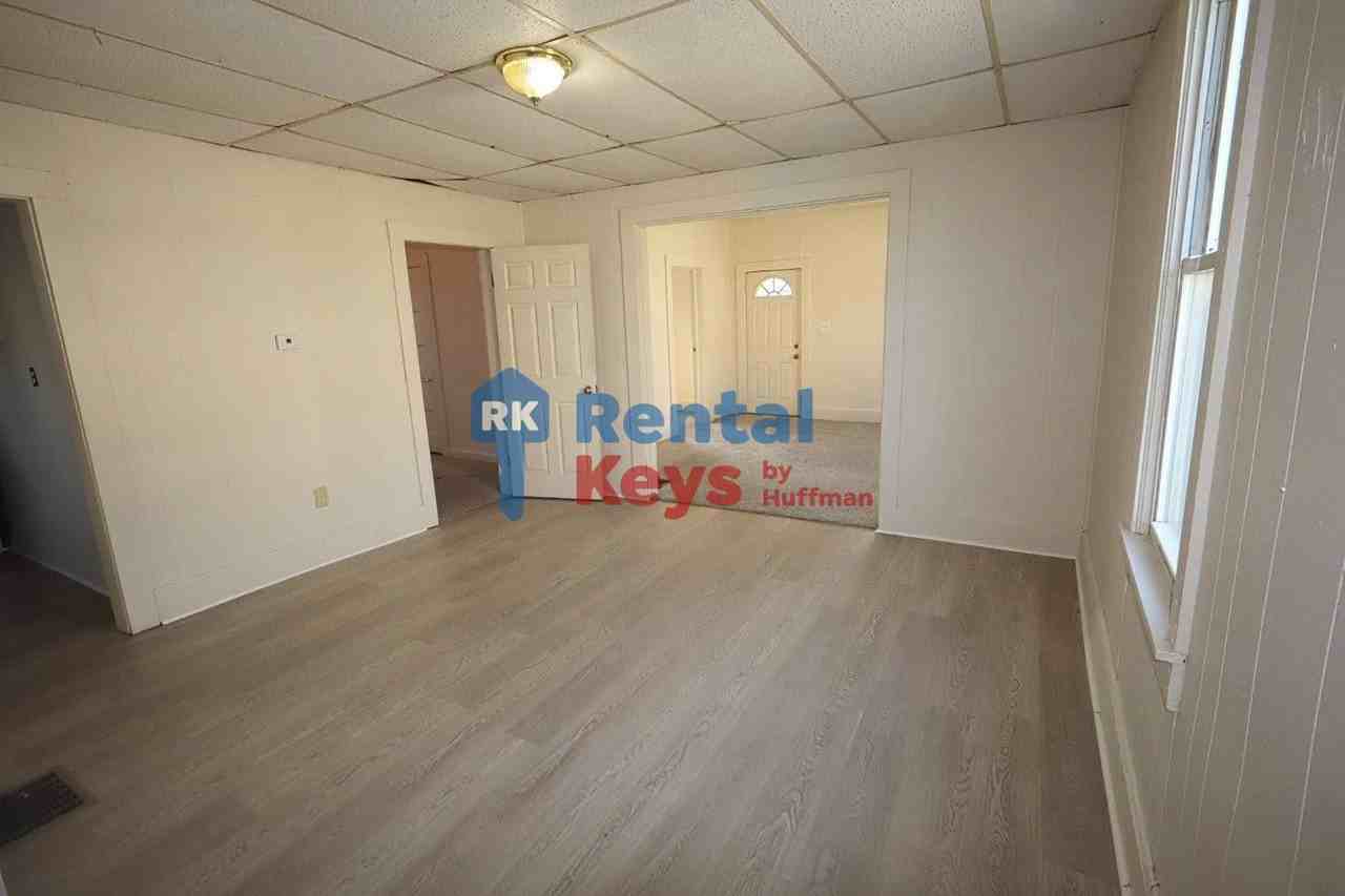 219 W Louisiana St - Photo 4 of 16