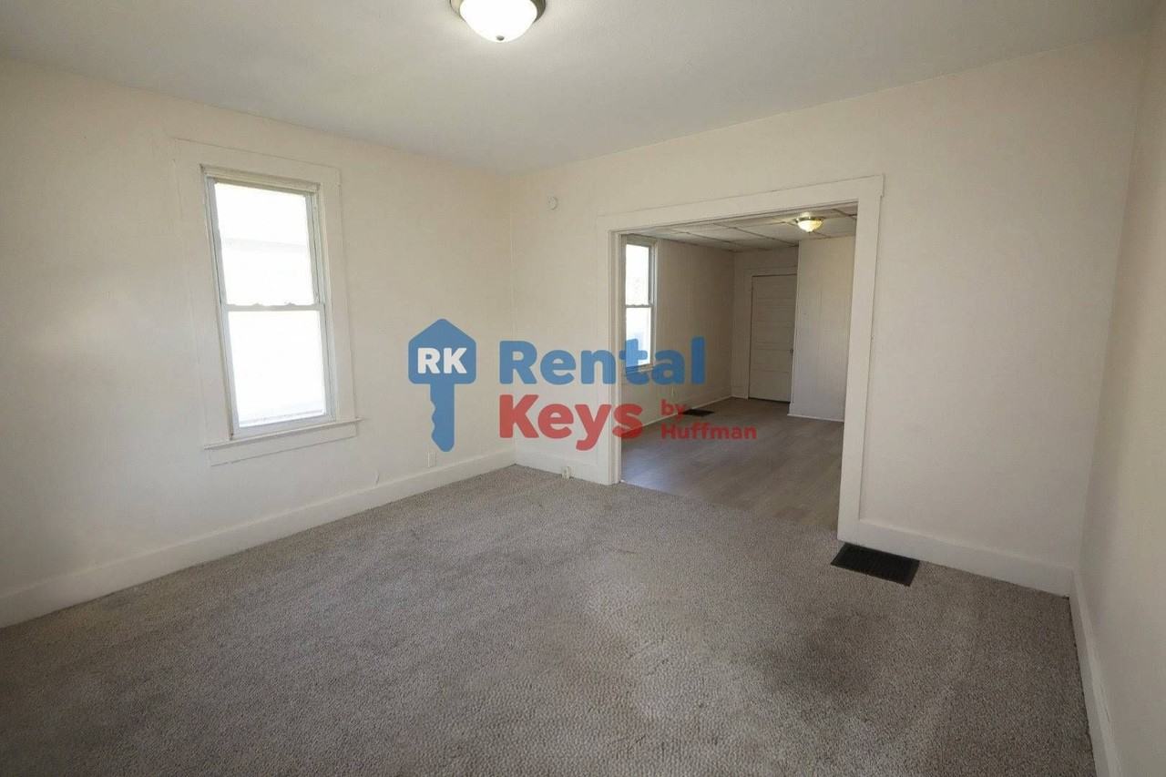 219 W Louisiana St - Photo 5 of 16