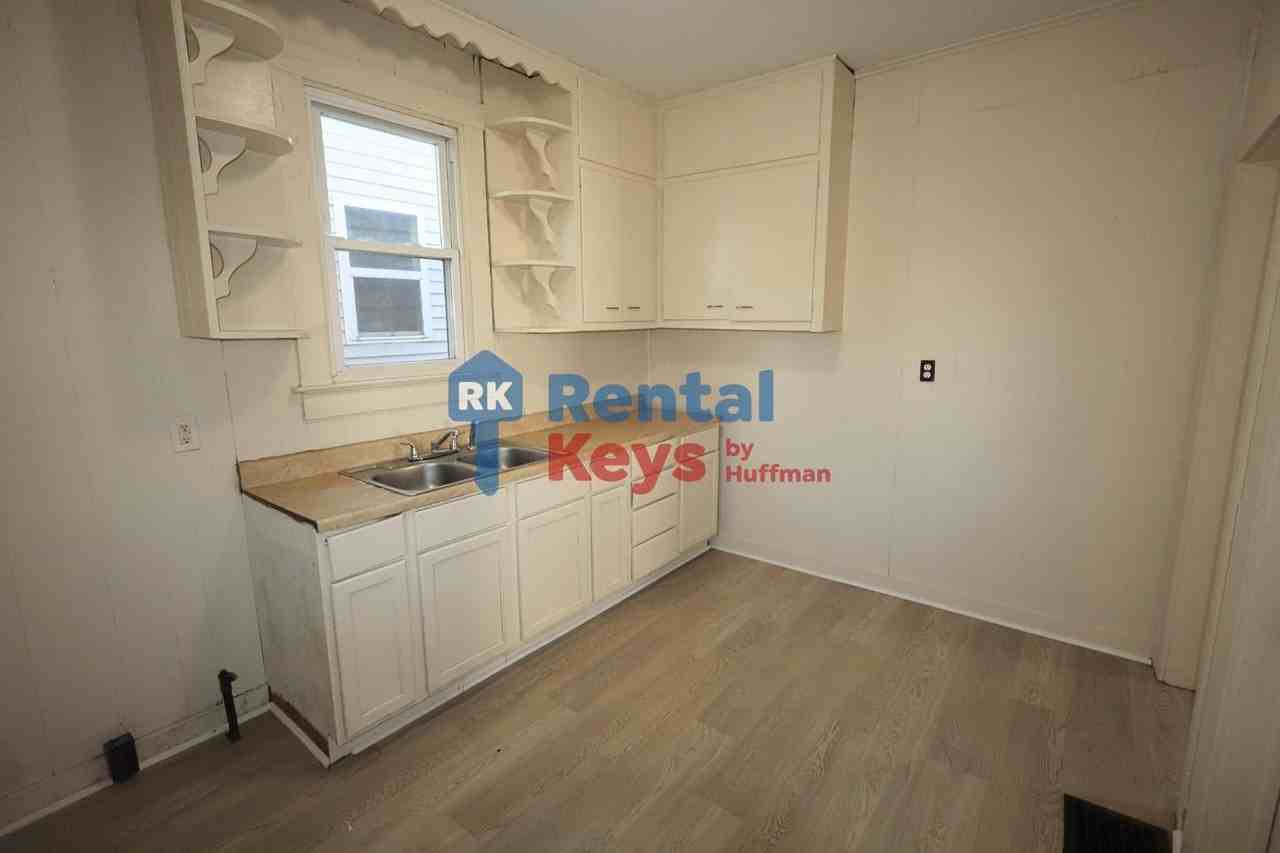 219 W Louisiana St - Photo 7 of 16