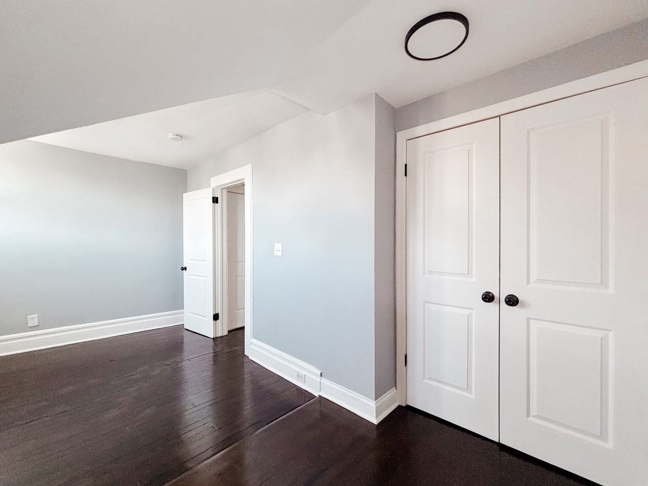 904 S 20th St - Photo 6 of 16