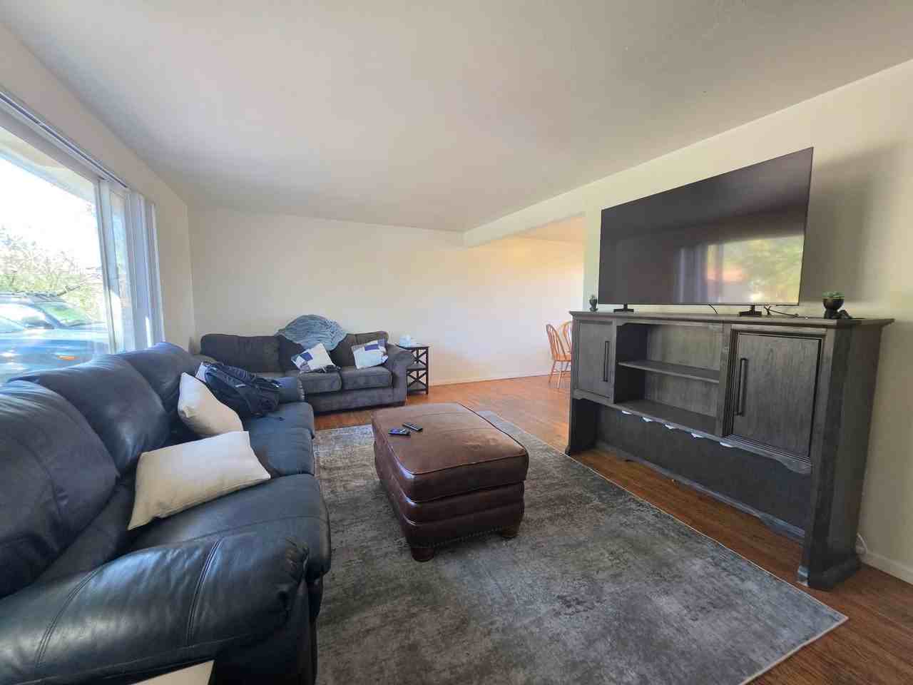 3725 Moorhead Ave - Photo 2 of 14